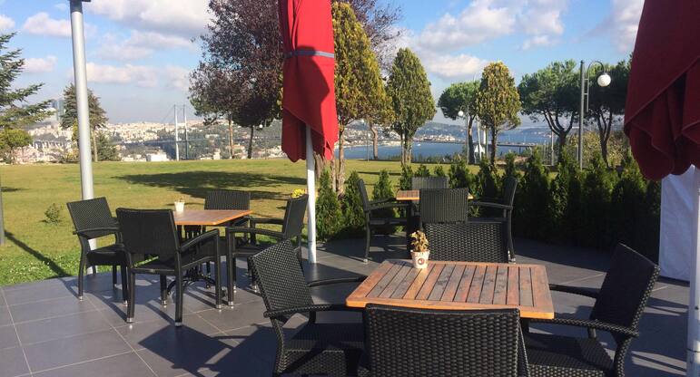 Lacolina Photos Pictures Of Lacolina Istanbul Istanbul